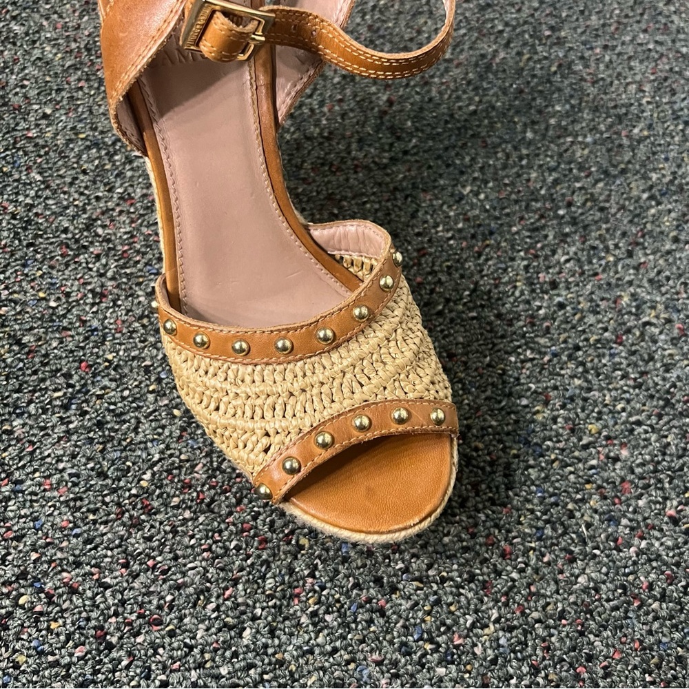 VINCE CAMUTO Neutral Brown & Cream Straw Open-Toe Stud Espadrilles Wedges Shoes - Picture 12 of 16
